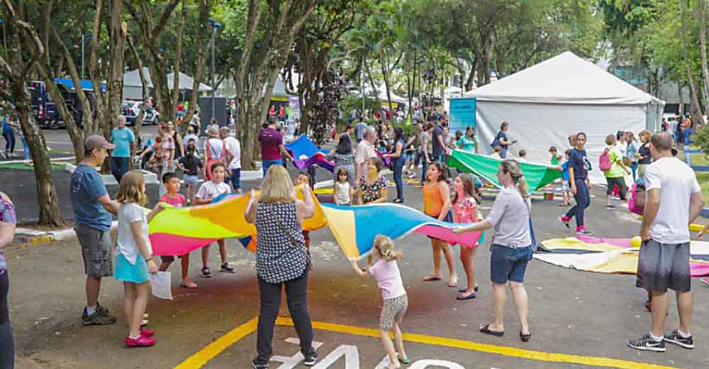 Governo em Movimento leva serviços da Prefeitura ao bairro Santa Maria