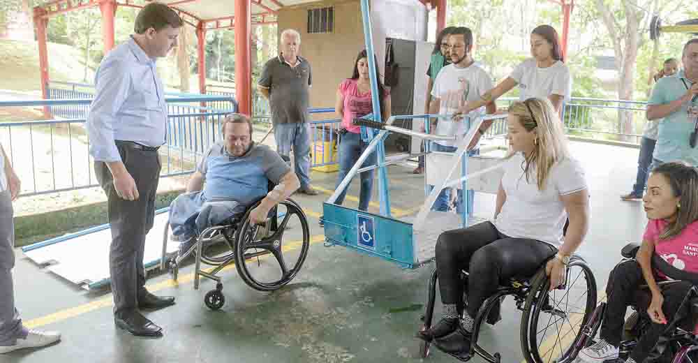 Teleférico do Parque Estoril ganha primeira cadeira adaptada