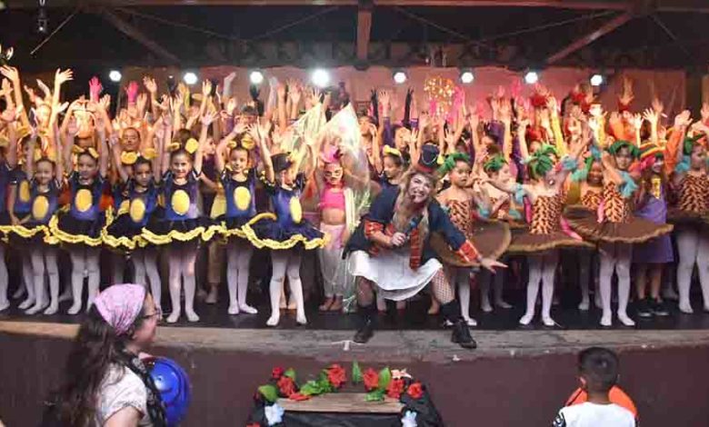 Espetáculo "Dançando no Castelo" reúne 300 bailarinos em Ribeirão