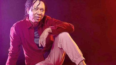 Ingressos já estão à venda para o show de Djavan
