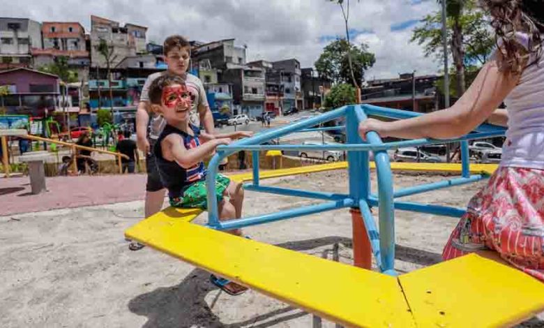 Jardim Guarará ganha nova praça