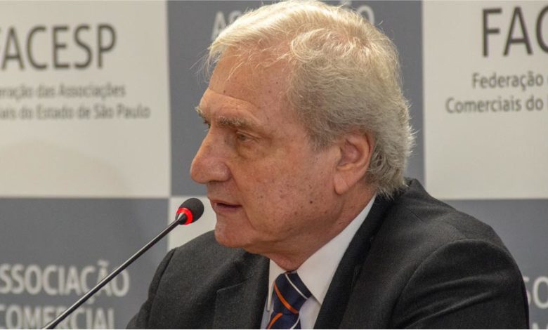 Alfredo Cotait, presidente da FACESP (a federação das associações comerciais)