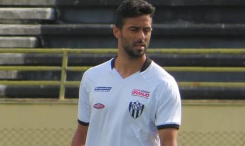 Atacante Raul