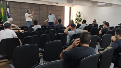 Wilson Bianchi, presidente em exercício do Sehal, em reunião para alterar horário de abertura de bares e restaurantes no ABC