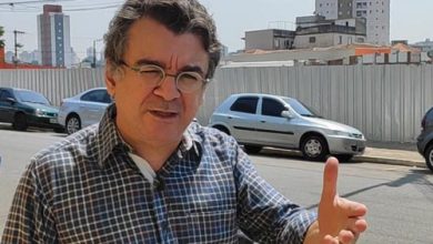 Jander visita local do desabamento e constata que não há nenhuma obra em andamento