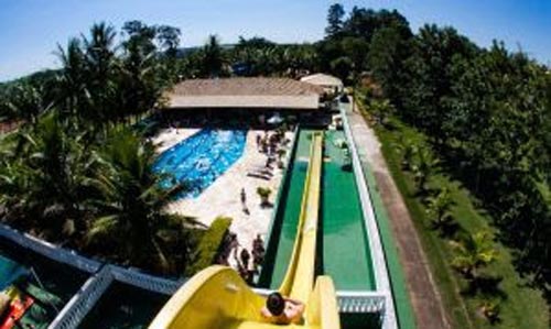 Mundo Encantado é tema da temporada de férias no acampamento Peraltas; tarifas com desconto de 10% até 30 de novembro