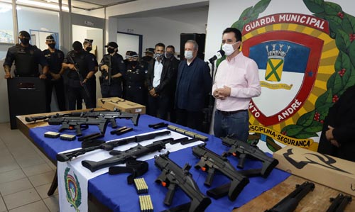 Guarda Civil de Santo André recebe novo armamento e munição