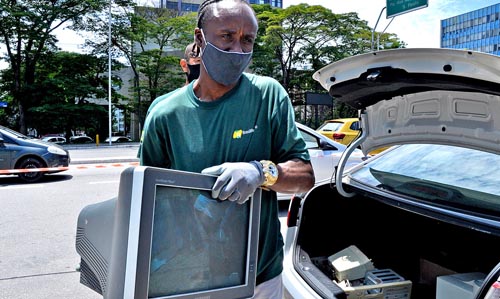 Drive-thru do Resíduo Eletroeletrônico (REEE) - PSA (Angelo Baima)_04122020 (9)