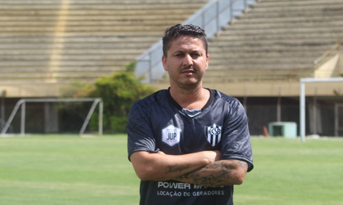 Agora auxiliar técnico, Laécio acerta chegada ao Cachorrão