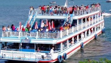 Na foto: Barco Odisséia em épocas normais.
