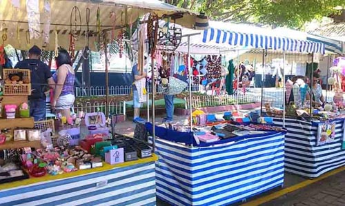 FEIRA DE ARTESANATO E GASTRONOMIA