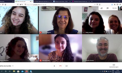 Vereador acolhe preocupação de adolescentes para projeto de distribuição de absorventes