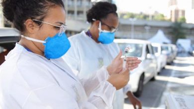 Santo André inicia aplicação de segunda dose da Coronavac em idosos de 77 a 79 anos