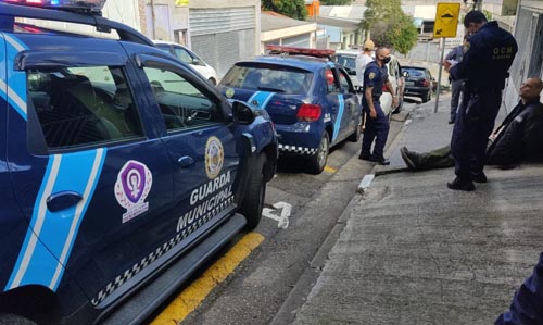 prisao_de_agressor _PatrulhaMariaPenha_04-2021_FotoComunicacaoSocialGCM