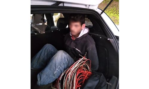 Homem é preso por furto de fios