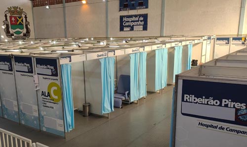 Leitos-hospital-de-campanha