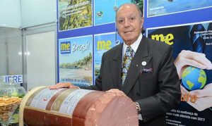 Michelão no Stand da Revista Mercado & Eventos.