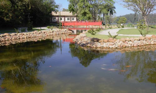 revitalizando lago do Parque Oriental