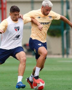 São Paulo treina, no CT da Barra Funda, para enfrentar o Guarani, em Campinas - Crédito - Rubens Chiri/saopaulofc