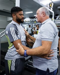 Felipão se despediu dos atletas e dos funcionários do Clube - Crédito:https://twitter.com/Atletico/status/1770532885709111301/photo/2