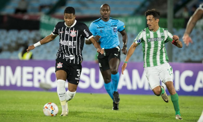 Wesley em partida em que o Corinthians mostrou sua fragilidade e pouco futebol - Crédito: Divulgação/Conmebol