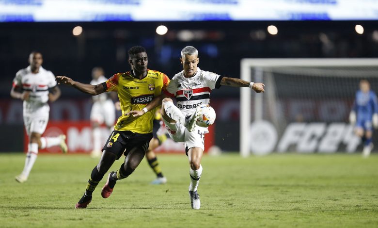 O atacante Ferreira elogiou o mecanismo de trabalho do técnico Luis Zubeldía - Crédito: São Paulo Futebol Clube