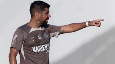 Ciente que se perder por um gol de diferença a decisão vai para os pênaltis, António Oliveira colocou elenco para treinar penalidades - Crédito: Rodrigo Coca/Agência Corinthians
