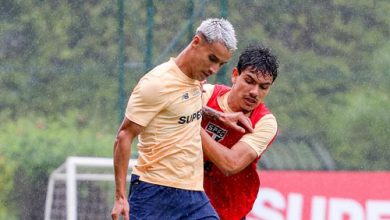 Elenco treinou debaixo de chuva ontem (14) no CT da Barra Funda - Crédito: São Paulo Futebol Clube