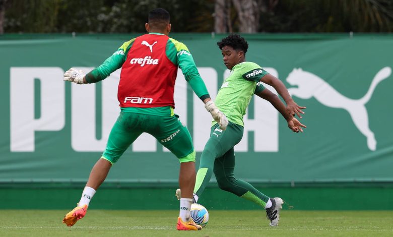 Endrick treina normalmente e deve figurar entre os titulares de amanhã (23) - Crédito: Cesar Greco/Palmeiras/by Canon