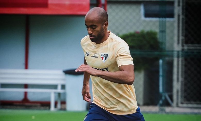 Lucas destaca o apoio da torcida como essencial para conquistar a ponta do grupo - Crédito: São Paulo Futebol Clube
