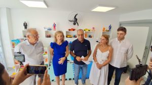 Secretário de Obras Iliomar Darronqui, Minéa Paschoaleto Fratelli, José Auricchio Júnior, Denise Auricchio e o deputado estadual Thiago Auricchio