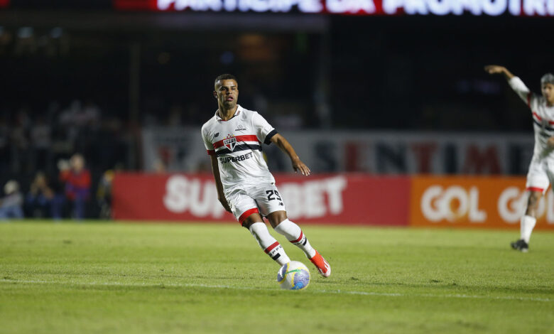 Alisson elogiou o trabalho de Zubeldía, mas alertou que o técnico pede que os atletas tenham os pés no chão - Crédito: São Paulo Futebol Clube