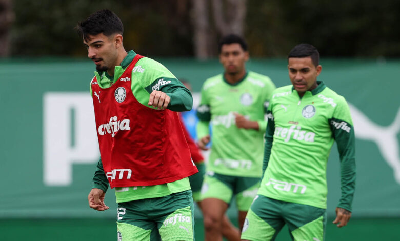 Flaco López elogia habilidade de Raphael Veiga e facilidade de encontrá-lo em campo para fazer as assistências - Crédito: Cesar Greco/Palmeiras/by Canon