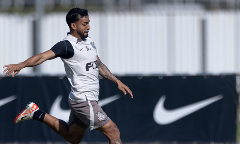 Atletas têm mais uma manhã de treino hoje (22) antes de encarar o Furacão - Crédito: Rodrigo Coca/Agência Corinthians