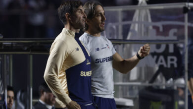 Zubeldía inicia partida com Lucas, Nestor e Luiz Gustavo no banco e sofre seu primeiro revés à frente do Tricolor - Crédito: Rubens Chiri e Paulo Pinto/Saopaulofc.net