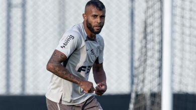 Elenco treina com foco na vitória para se distanciar da lanterna do Brasileirão - Crédito: Rodrigo Coca/Agência Corinthians