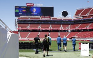 Parte da delegação brasileira em visita ao Levi's Stadium, em Santa Clara, na Califórnia - Créditos: Rafael Ribeiro/CBF