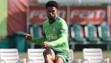 Murilo segue cronograma de transição física, mas já trabalha em campo integrado ao elenco - Crédito: Cesar Greco/Palmeiras/by Canon