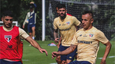 Elenco Tricolor treinou ontem (18) e volta aos treinamentos hoje (19) e amanhã (20) antes de viajar a Brasília - Crédito: Erico Leonan / saopaulofc.net