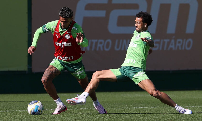 Richard Ríos e Felipe Anderson estão à disposição e são opções para o meio-campo do Verdão - Crédito: Cesar Greco/Palmeiras/by Canon