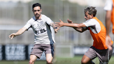 Elenco treina para manter série de três vitórias seguidas e ficar longe da zona da degola - Crédito: Rodrigo Coca/Agência Corinthians