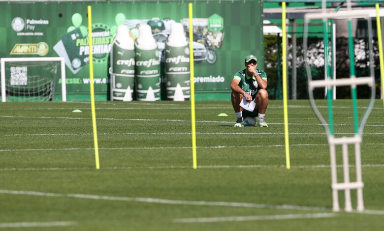 Abel ganha tempo para buscar o tricampeonato inédito seguido pelo Palmeiras - Crédito: Cesar Greco/Palmeiras/by Canon