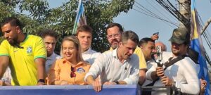 Alex, Paulo e Thiago percorreram o Jardim Silvina