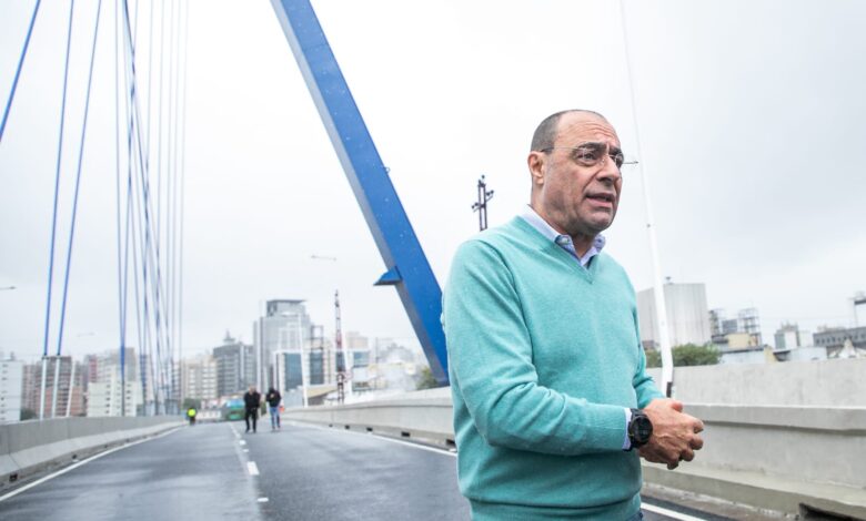 Auricchio entregou o Novo Viaduto Independência com três meses de antecedência do prazo final previsto em contrato - Crédito: Letícia Teixeira / PMSCS
