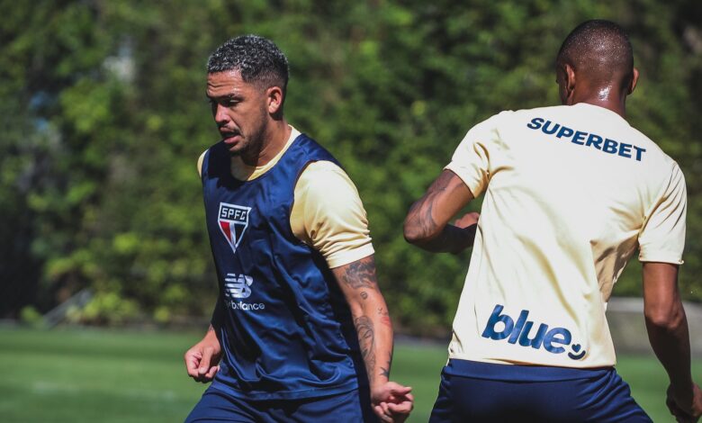 Elenco muda o foco e agora se preparar para decidir a vaga das quartas de final em Goiânia - Crédito: Erico Leonan / saopaulofc.net