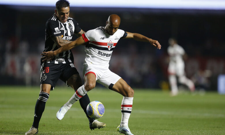 Lucas teve a melhor chance, mas desperdiçou e viu o Galo sair na frente na decisão da vaga para a semifinal - Crédito: Paulo Pinto / São Paulo FC