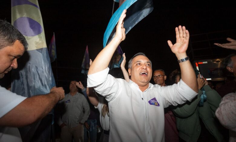 Marcelo Lima termina primeiro dia de campanha no bairro onde nasceu - Crédito: Brenner Oliveira/Divulgação