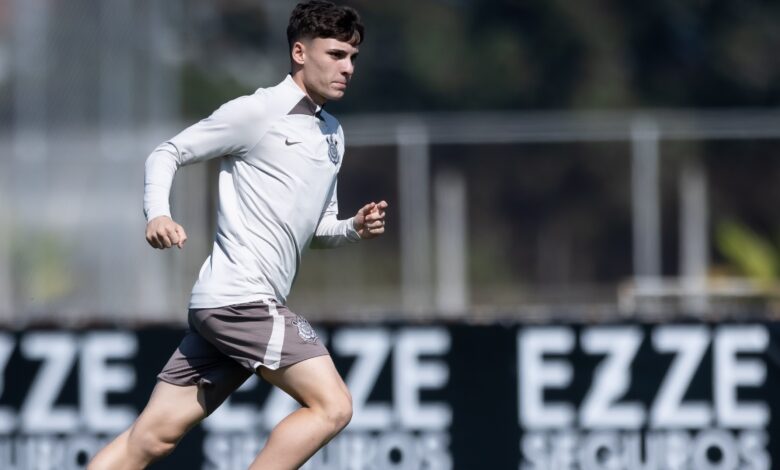 Elenco teve um dia de folga, mas terá mais um treino ainda hoje (03), antes do jogo de amanhã (04) - Crédito: Rodrigo Coca/Agência Corinthians
