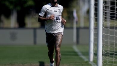 Plantel corintiano viajou para Porto Alegre ontem (27) e faz seu último treino na Capital gaúcha - Crédito: Rodrigo Coca/Agência Corinthians