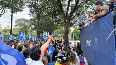 Alex Manente abriu o final de semana com ato no bairro Planalto e terá a última semana de campanha bem agitada